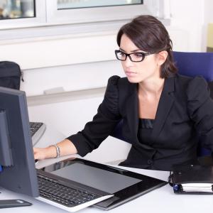 Donna al lavoro