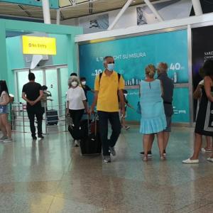 arrivi all'aeroporto di Olbia